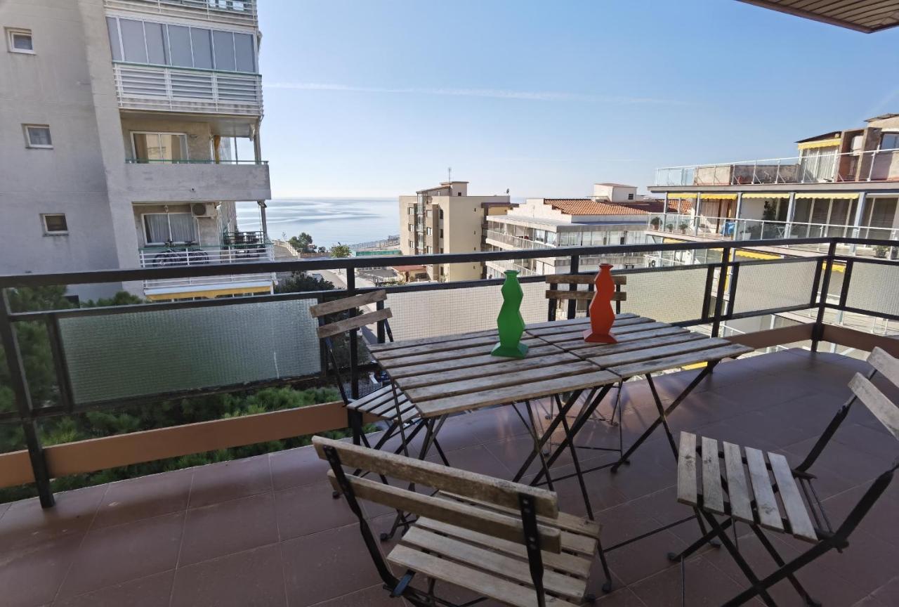 Tortosa Planet Costa Dorada Apartment Salou Exterior photo